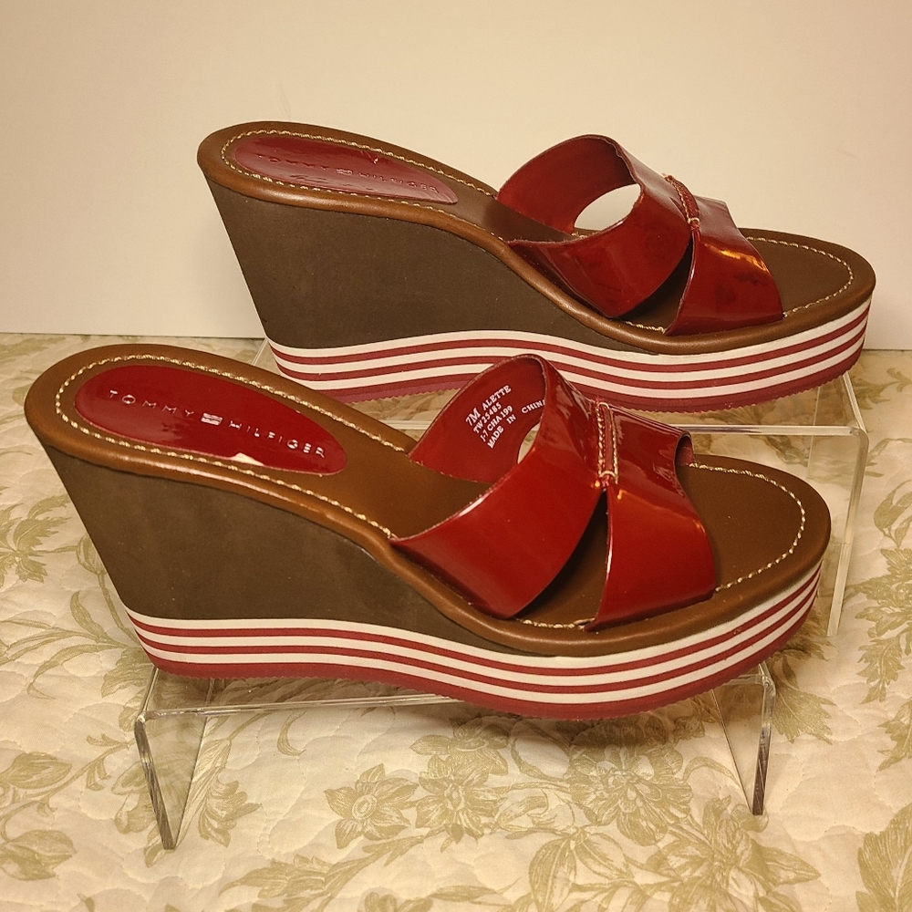 TH | Sandals Slip-Ons - Alette Wedge Platform, (Red/Brn), 7, NWOT